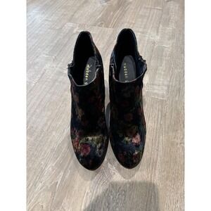 Madden Girl Floral Velvet Ankle Booties Block Heel Side‎ Zip Closure